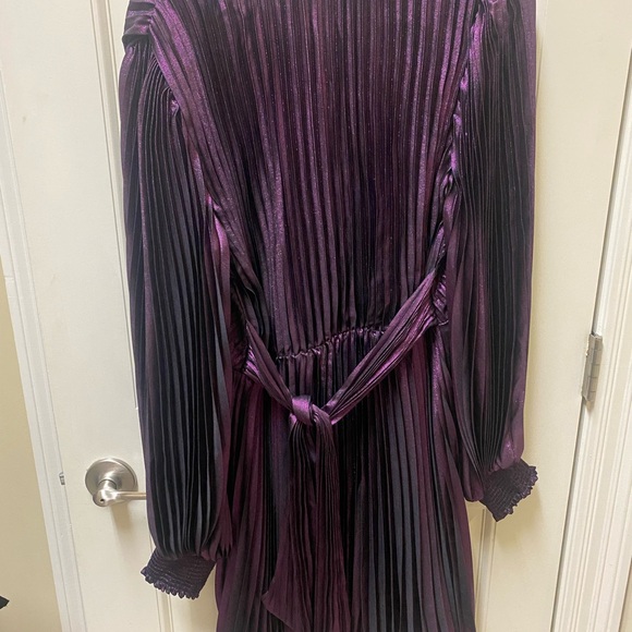 Express Purple Metallic Women's Dress-Size L - Picture 2 of 5